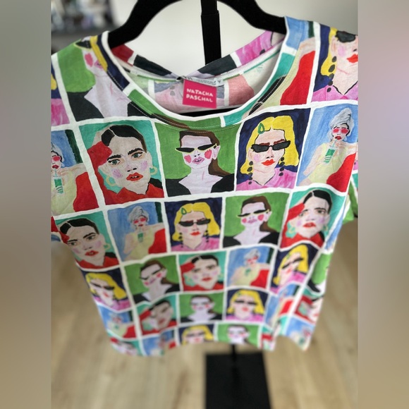 Colorful Graphic Women's Top - Picture 3 of 5